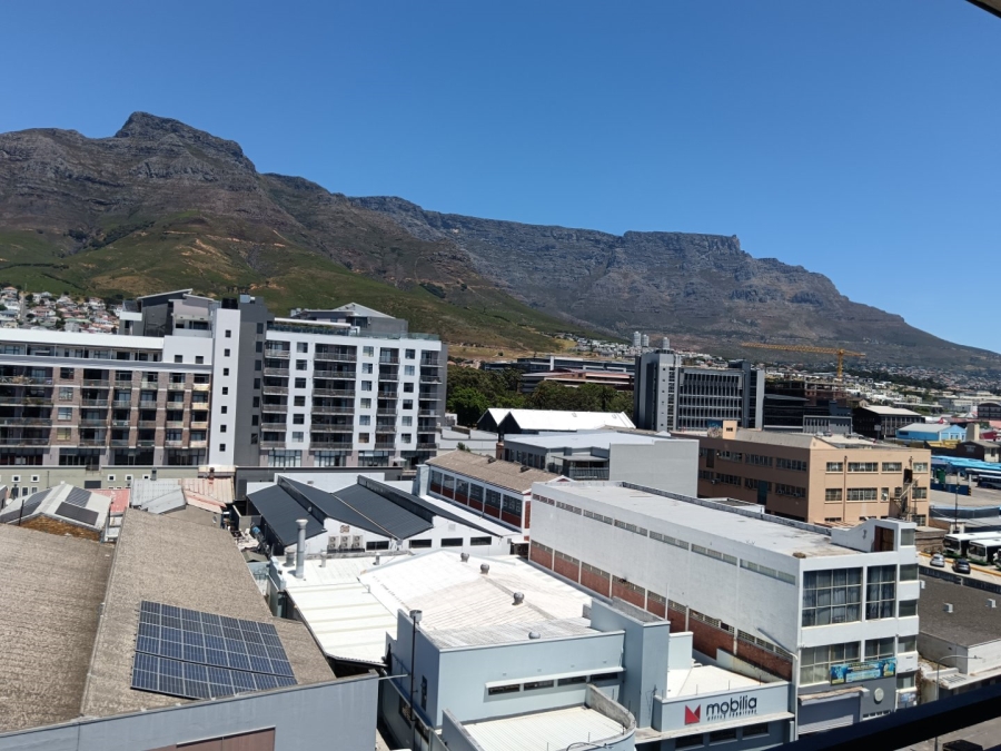 1 Bedroom Property for Sale in Woodstock Western Cape